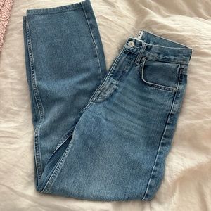 BDG HIGH RISE BAGGY JEANS 🖤